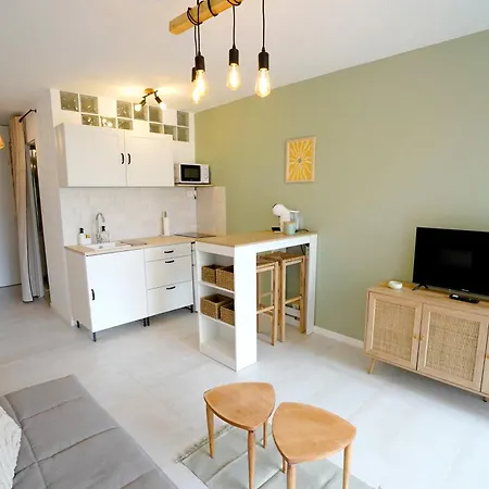 Apartment Escapade Azur, Studio 2P, 1 Min Plage, Balcon