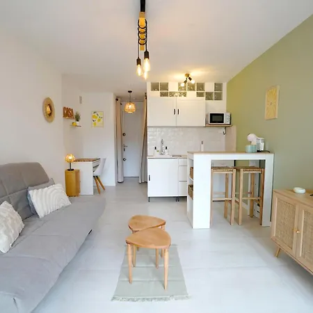 Апартаменты Le Cocon Azur - 2p, Terrasse, Ac,