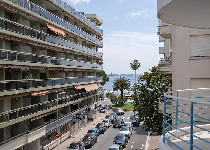 Le Cocon Azur - 2p, Terrasse, Ac, Lägenhet Antibes